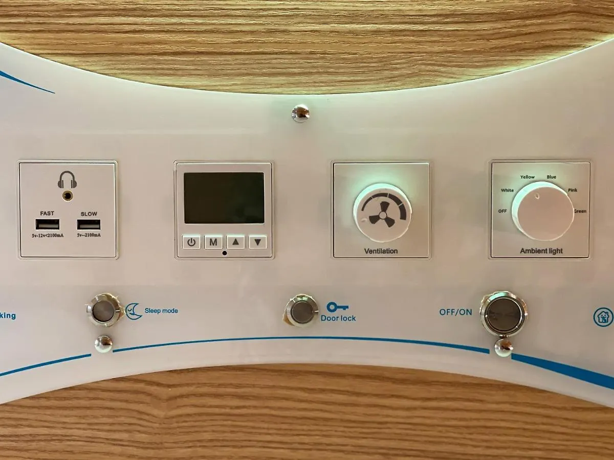 Airone Capsule Hotel Hobart